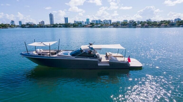 Riva 110 Dolcevita yachts for sale