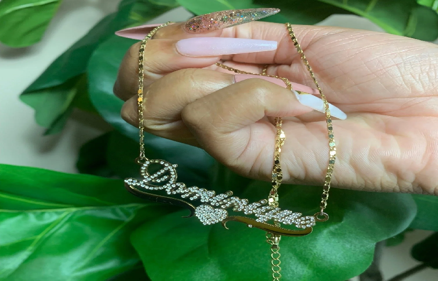 customized name necklace